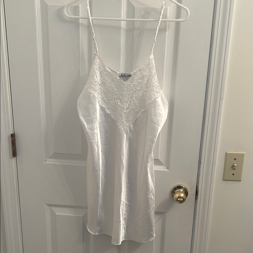 Intimate Affair California White Satin Chemise Lingerie Lace Front VTG Sz medium
